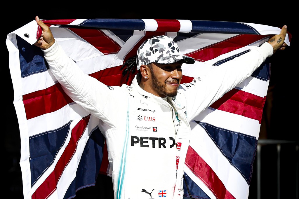 Lewis Hamilton
(Foto: Glen Dunbar / Daimler AG)